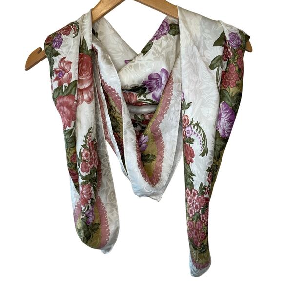 Ellen Tracy Silk Grandmacore Cottage Floral Tan Gold & Pink Square Scarf 35x34 - Picture 1 of 7